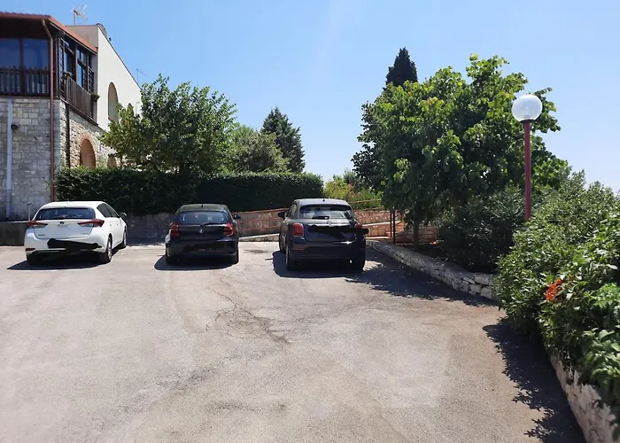 Ninetta House